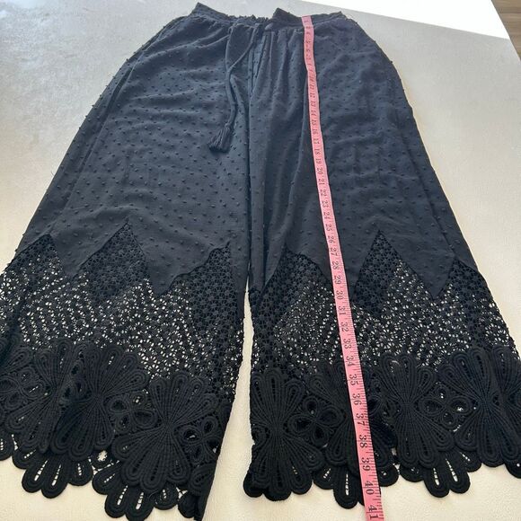Miss Me NWT Black Swiss Dot Crochet Wide Leg Pants Size Large - Picture 10 of 15